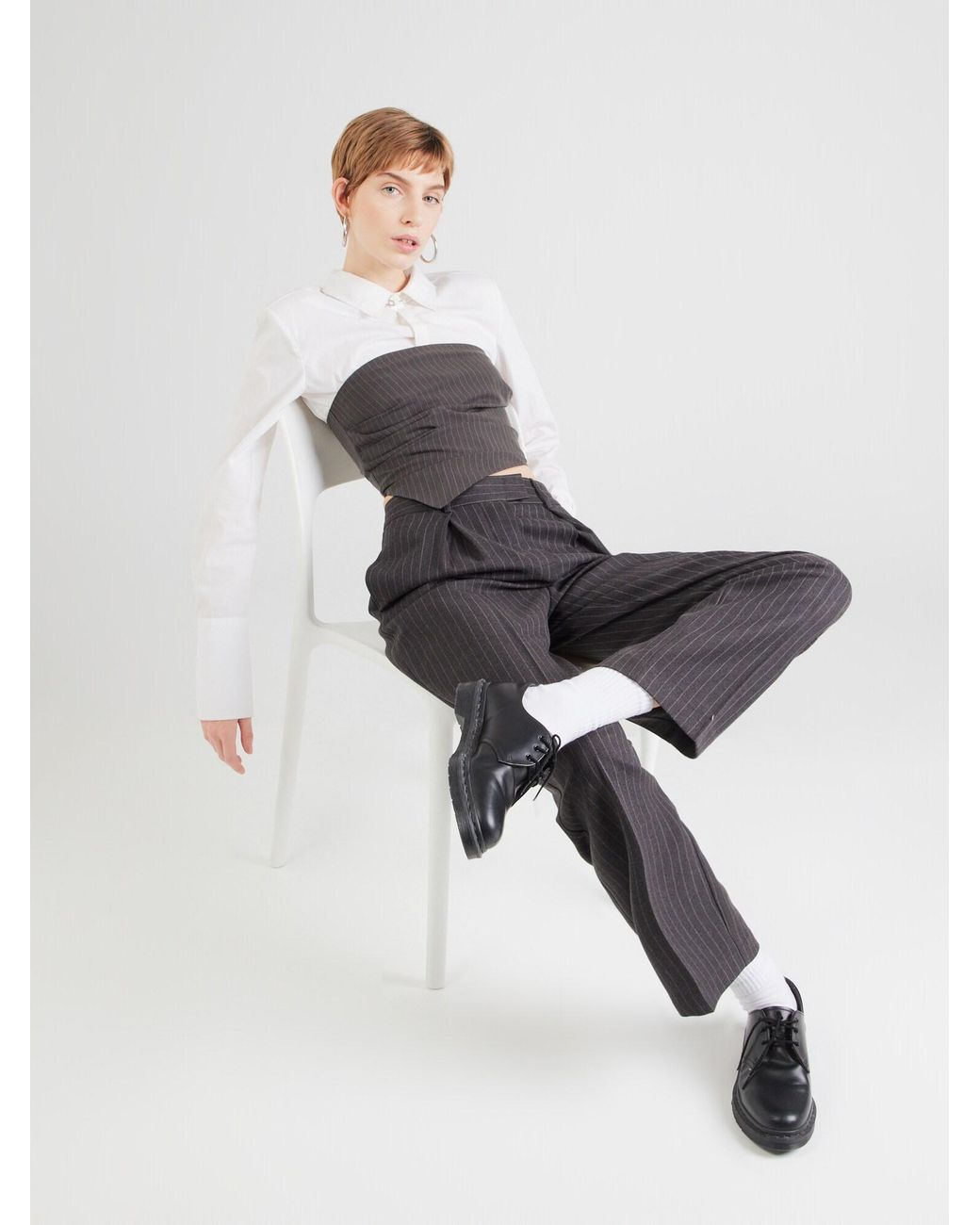 Studio Select Gray Top Jolin