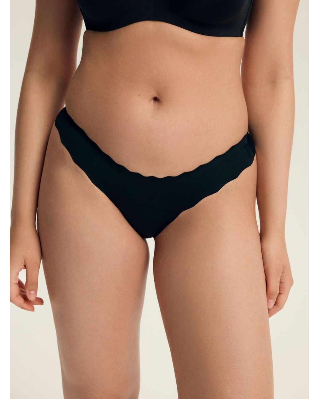 ESOTIQ Black String Panya