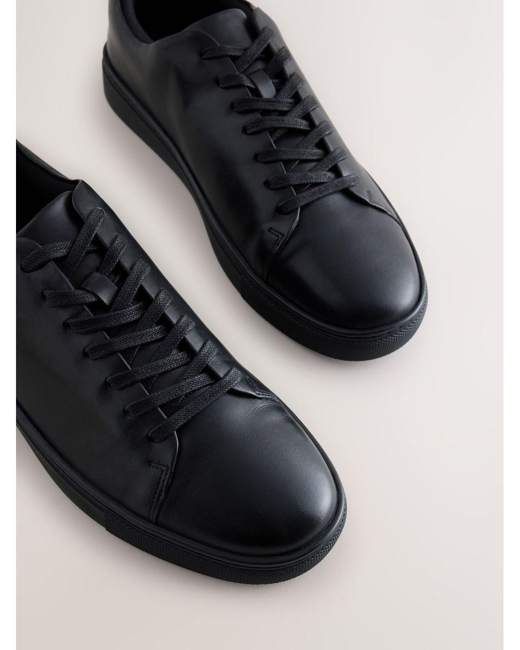 Next Sneaker in Black für Herren
