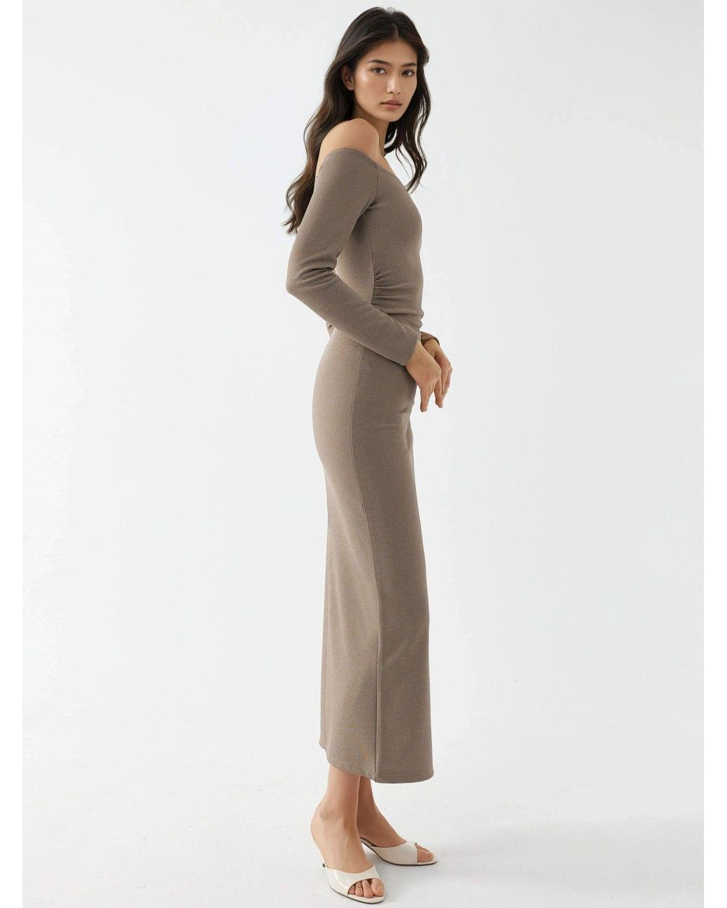 Busem White Kleid