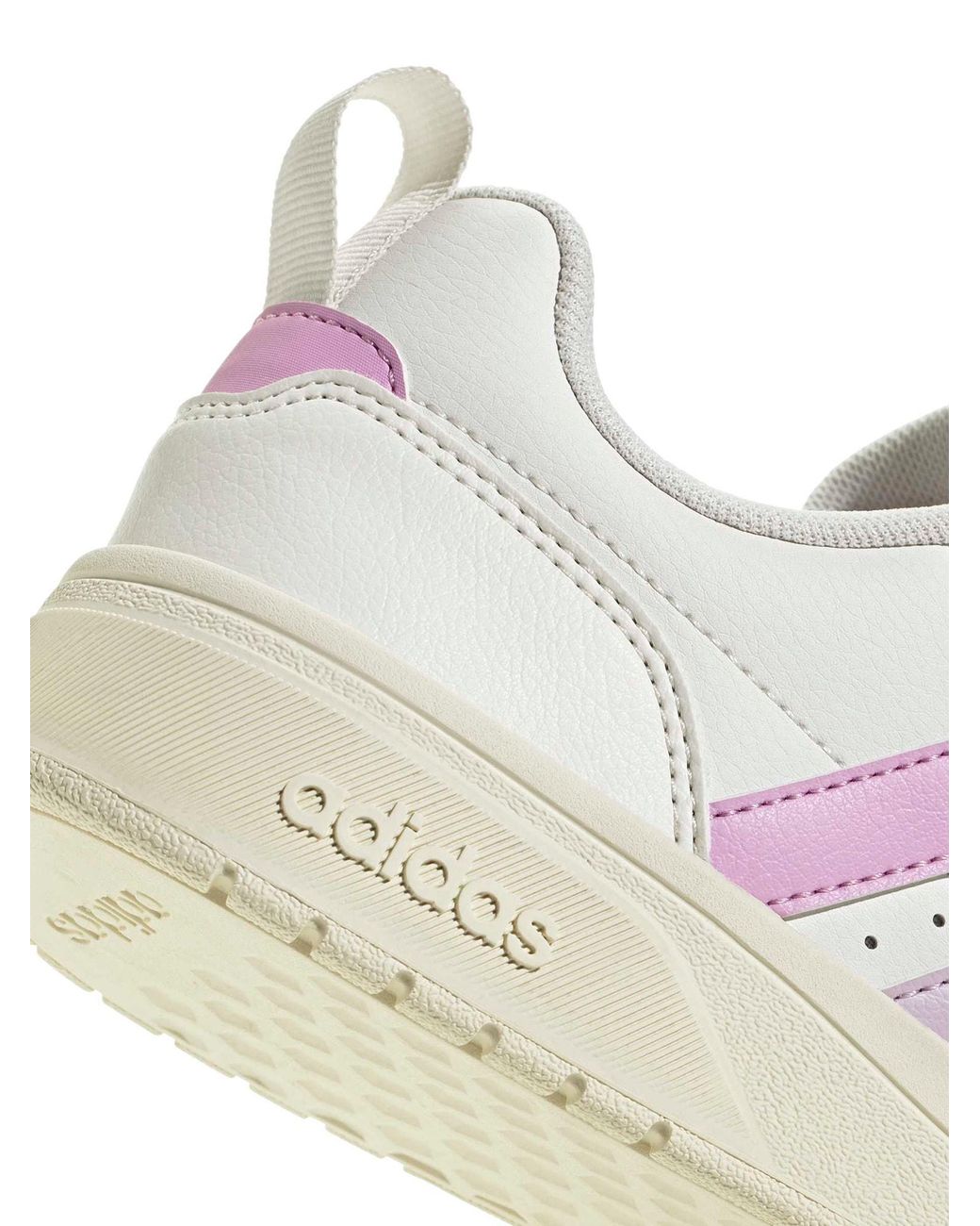Adidas White Sneaker Courtwave