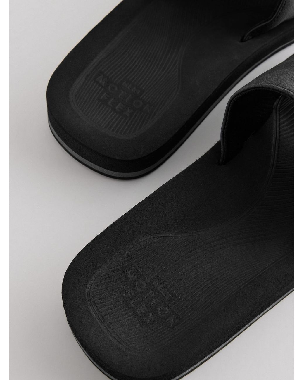 Next Pantolette Motion Flex in Black für Herren