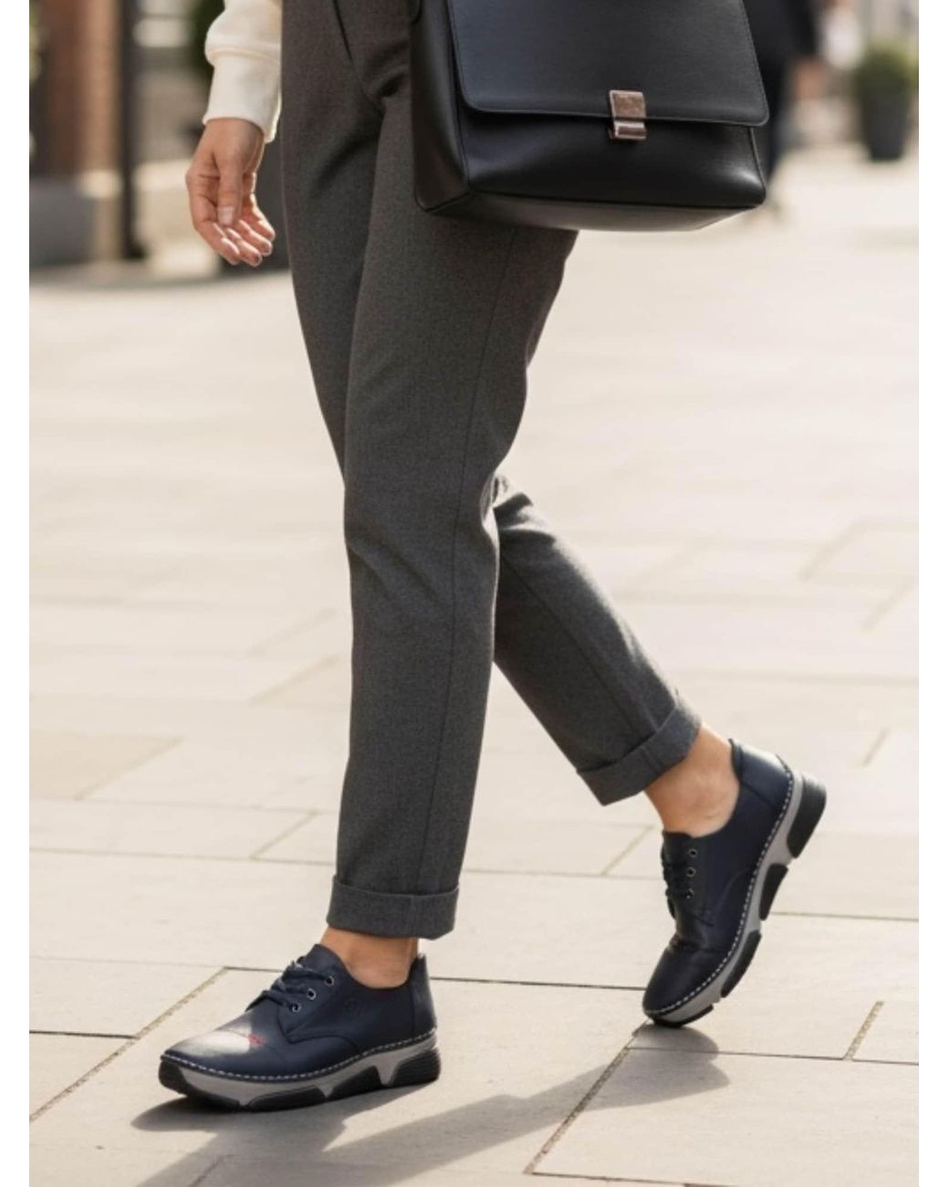 Kumixi Blue Schnürschuh