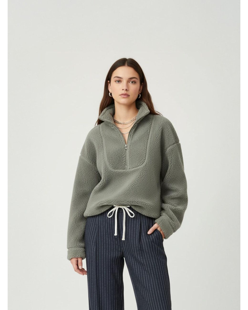 Studio Select Gray Pullover Candy