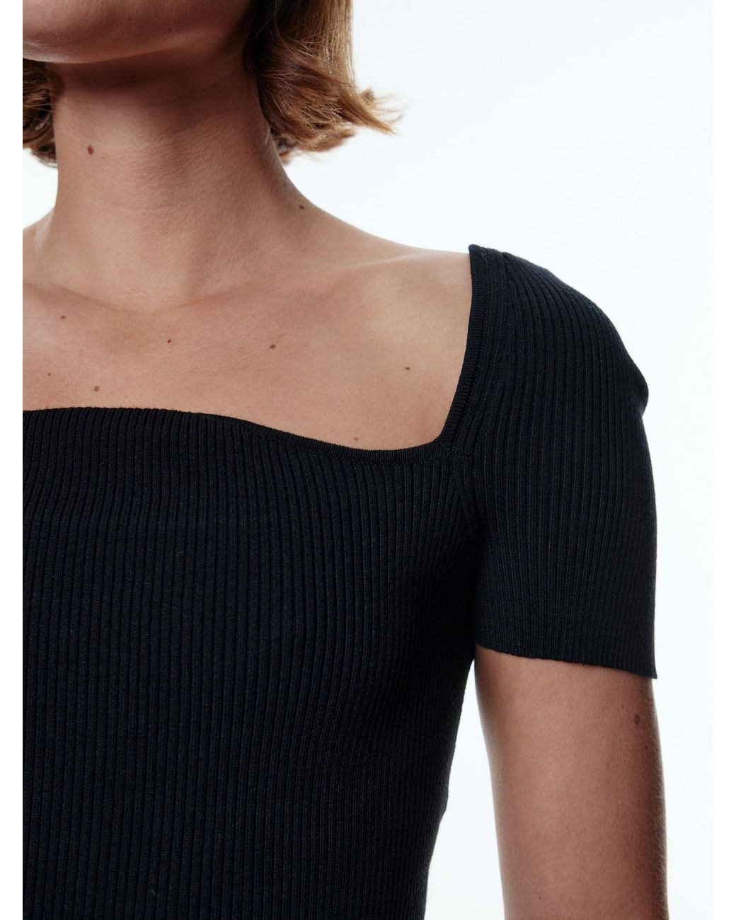 EDITED Black Top Caren