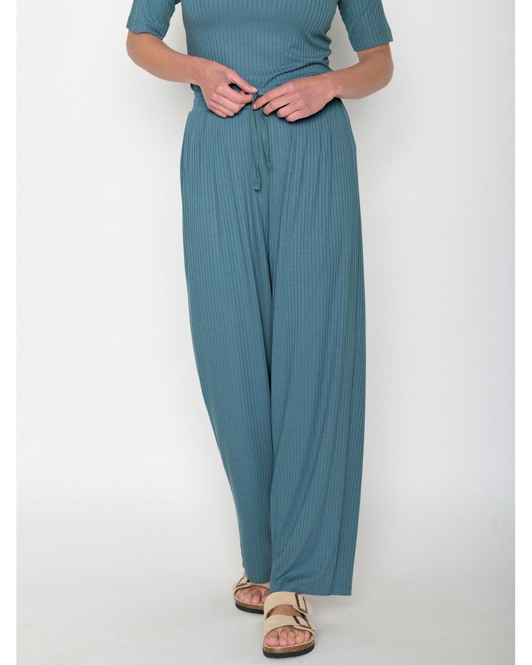 GreenBomb Blue Hose Mood Basic