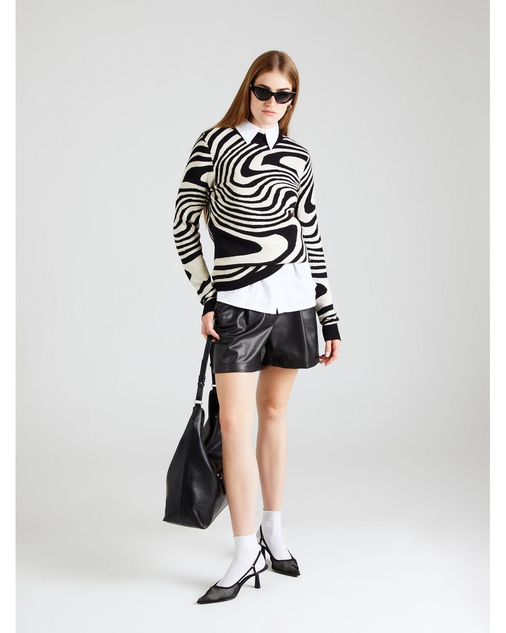 Object Black Pullover Ray