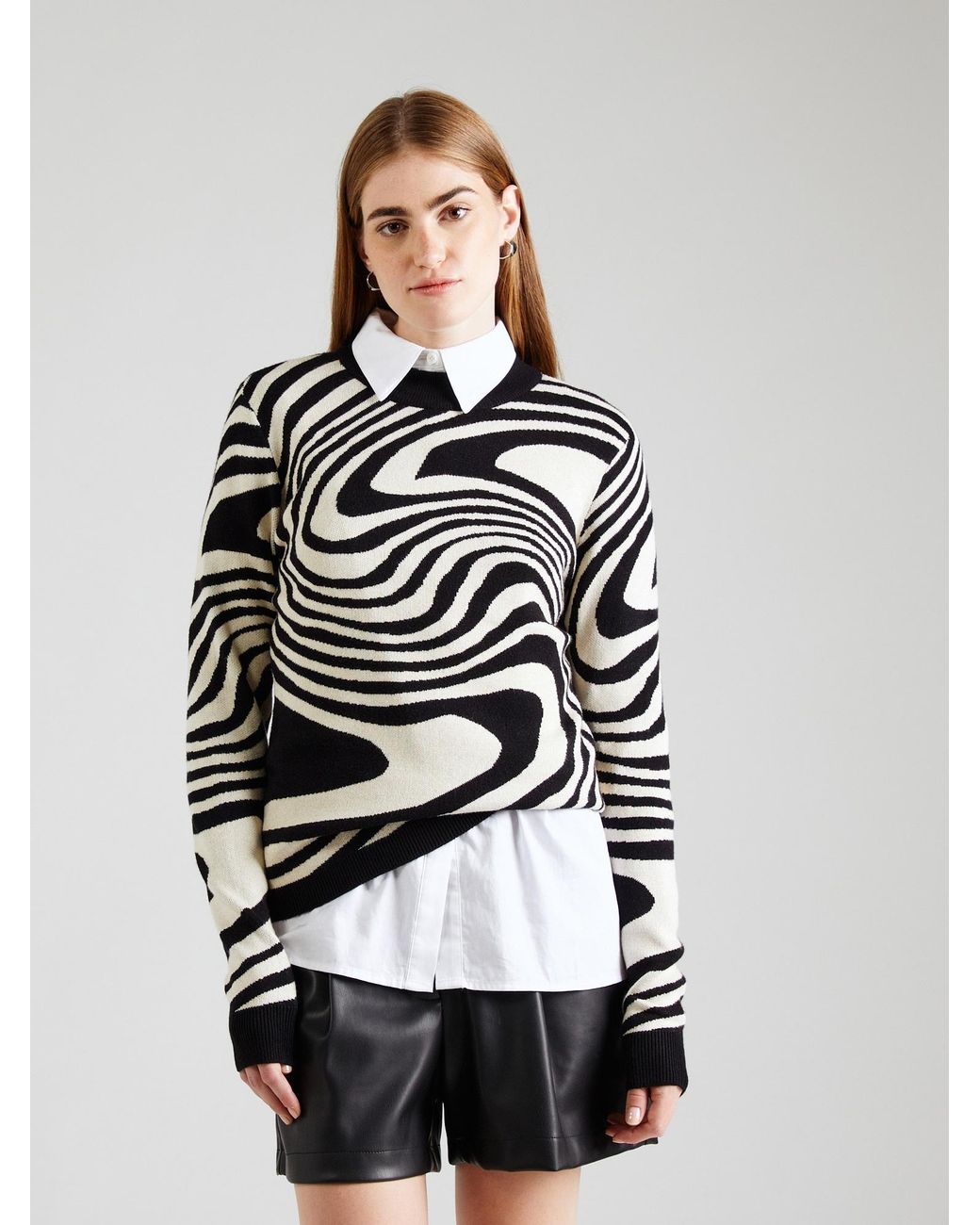 Object Black Pullover Ray