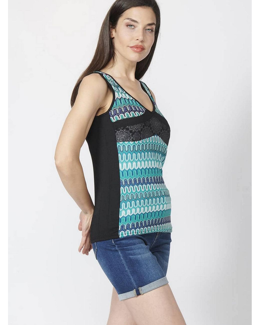 Koröshi Blue Top