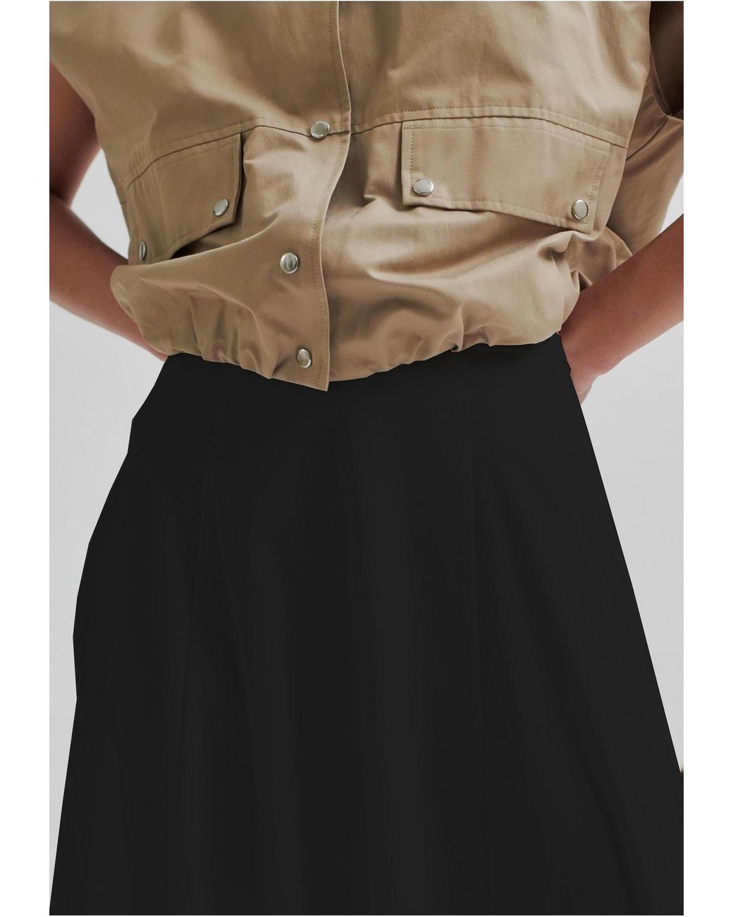 Second Female Black Rock Viktoria