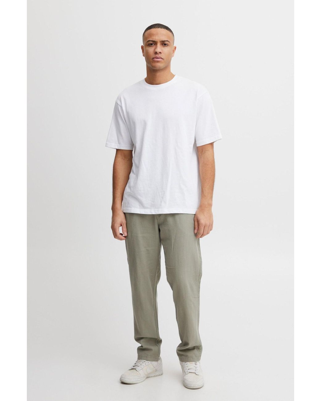 Solid Chinohose in Gray für Herren