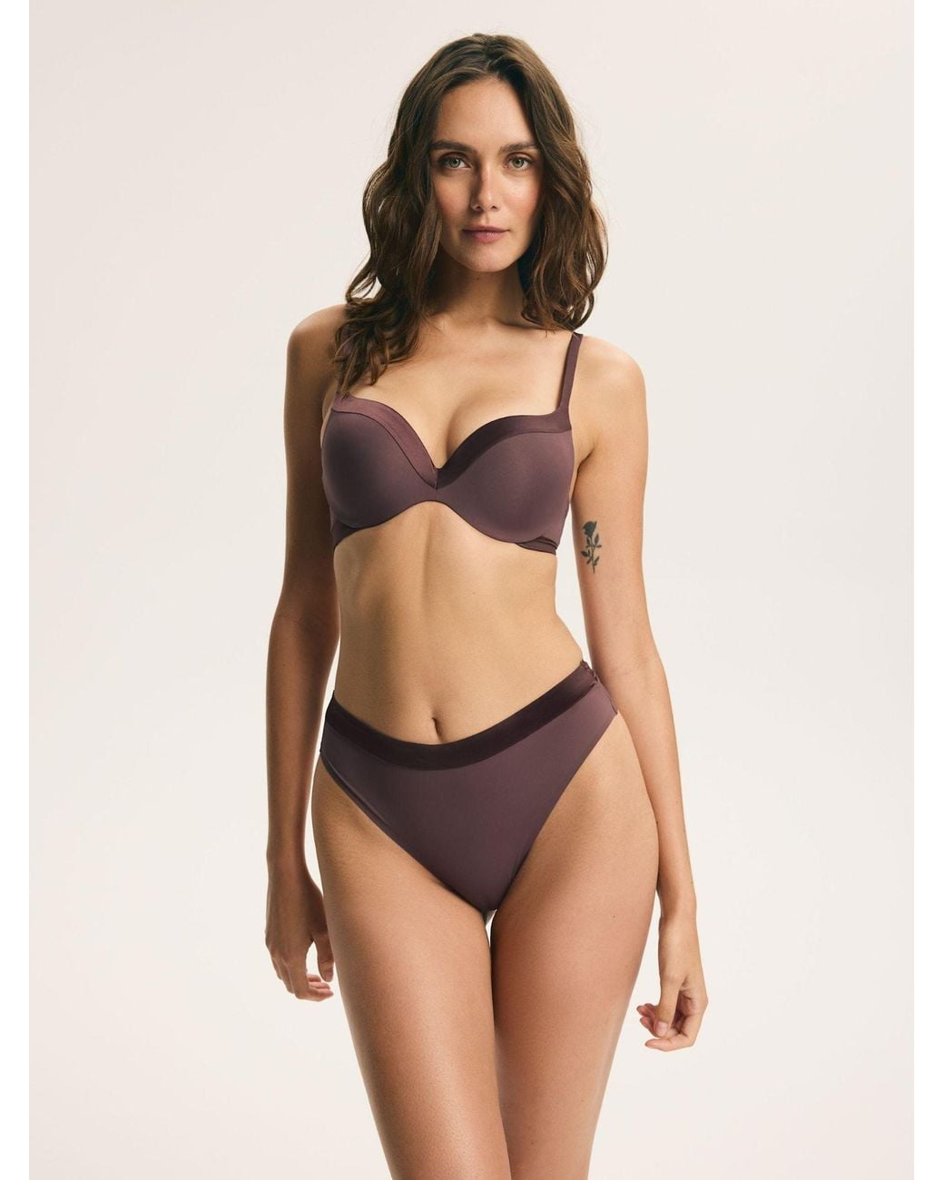ESOTIQ Purple String