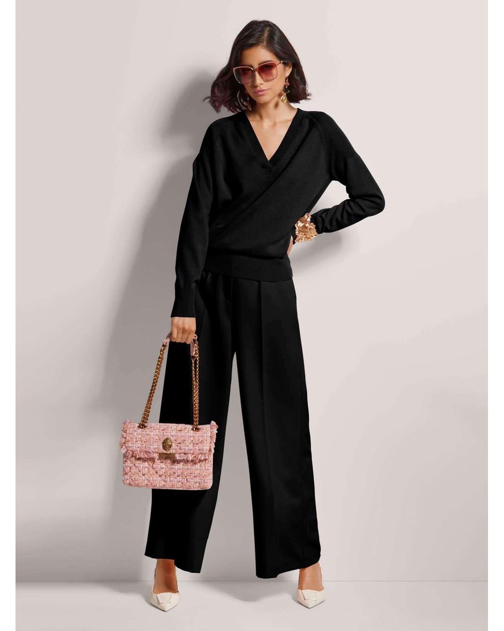 Madeleine Black Pullover