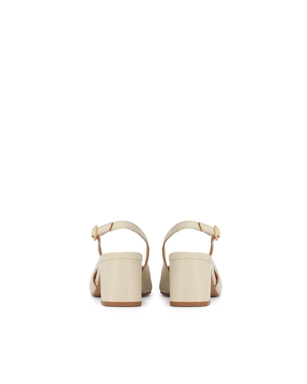 Kazar White Pumps