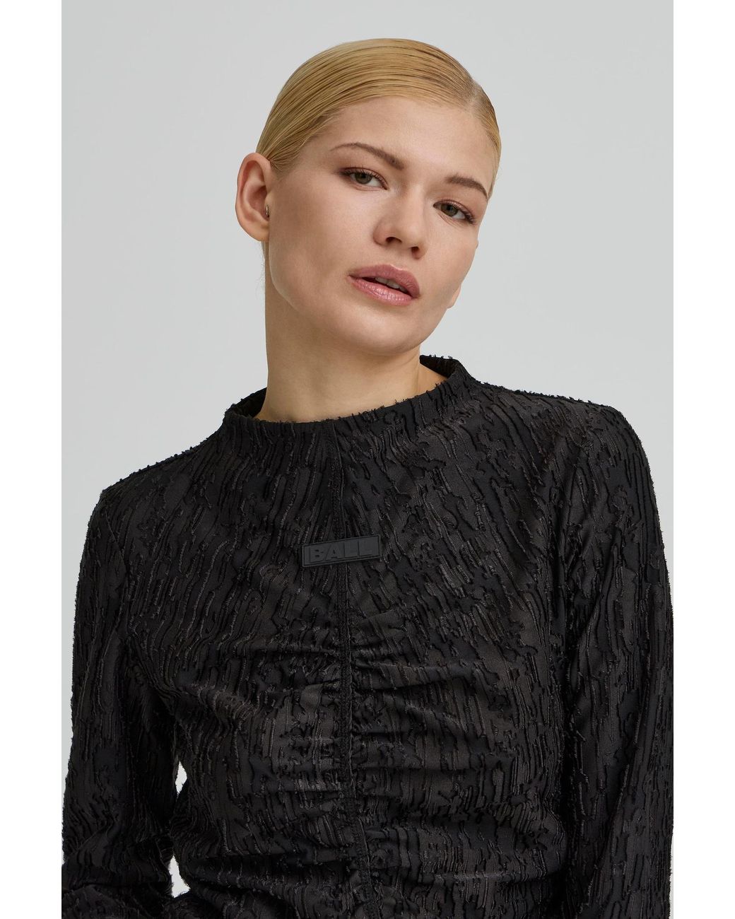 Ball Black Bluse