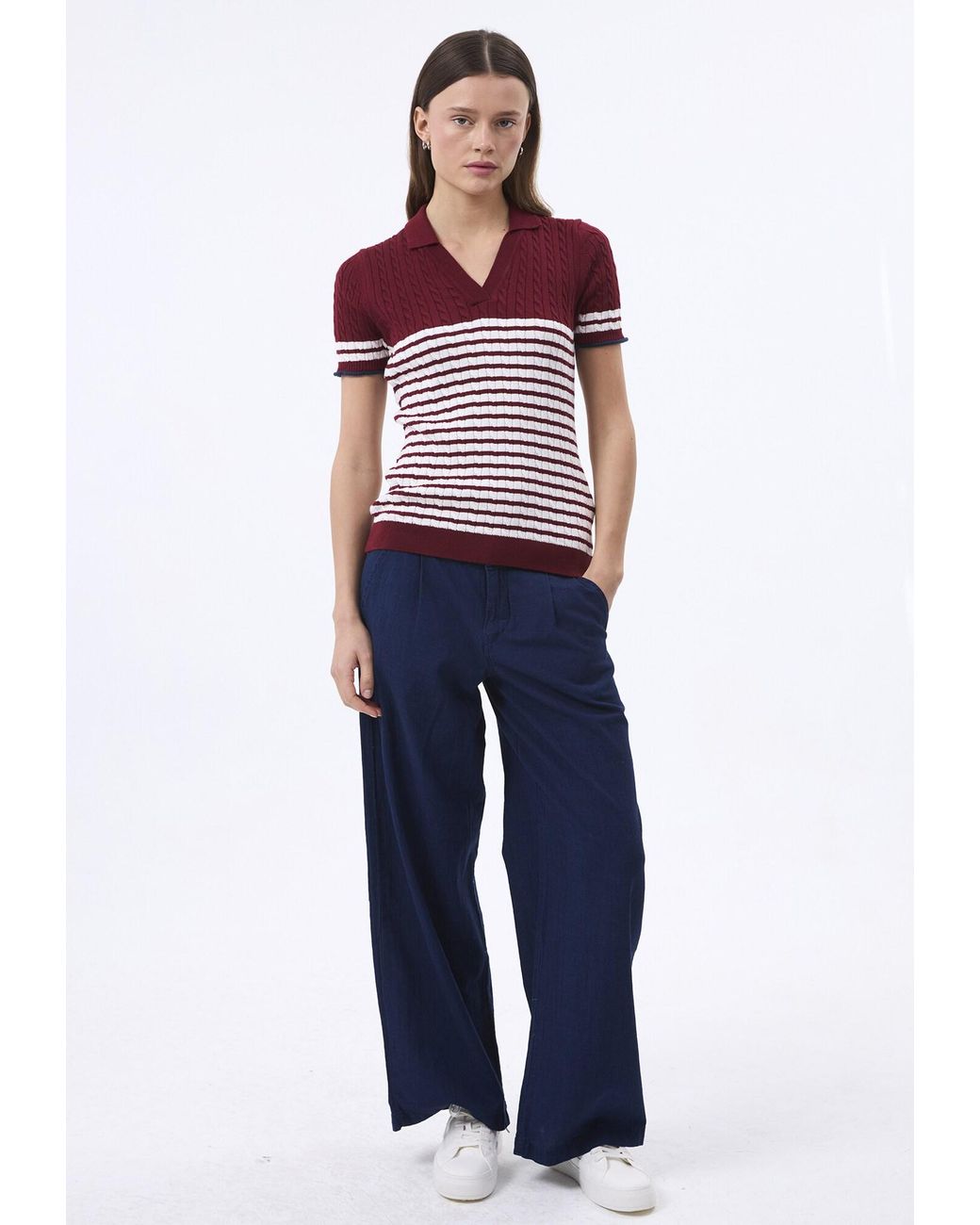 Felix Hardy Red Pullover