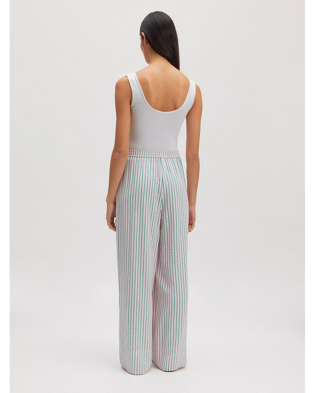 EDITED White Hose Cataleya