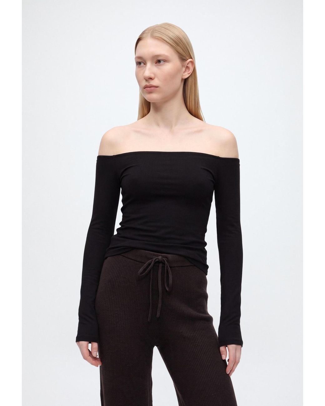 Gap Black Hose