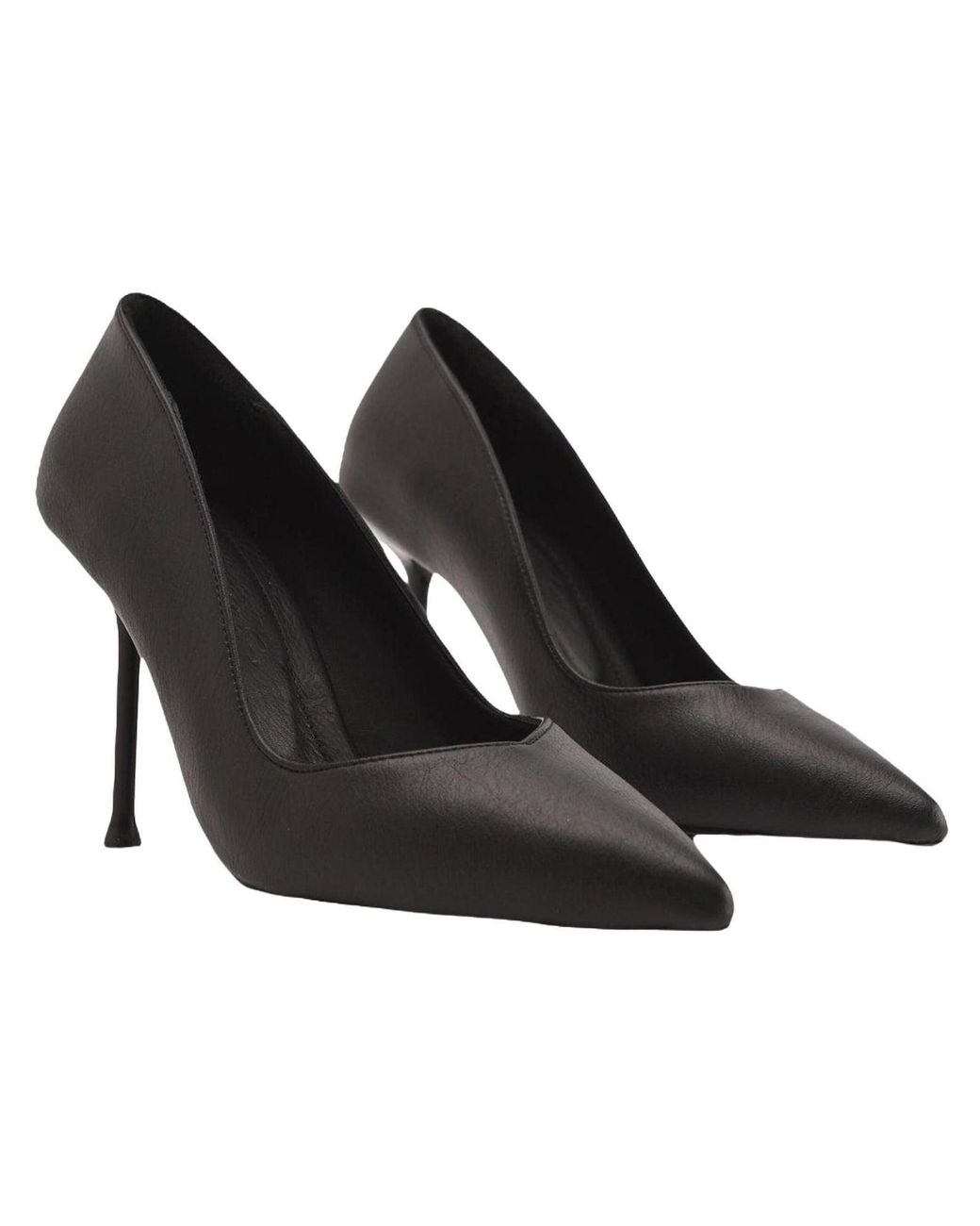 Limoya Black Pumps