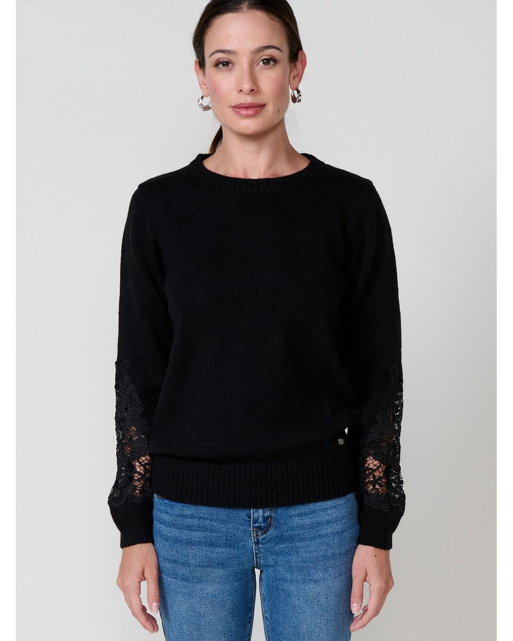 Koröshi Black Pullover