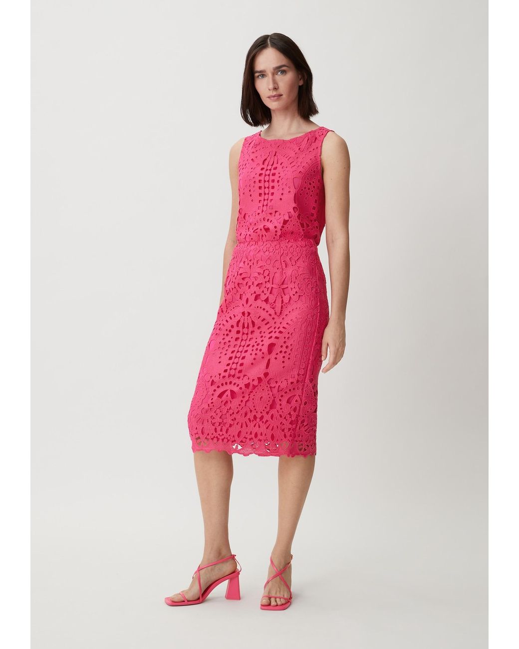 Comma, Pink Rock