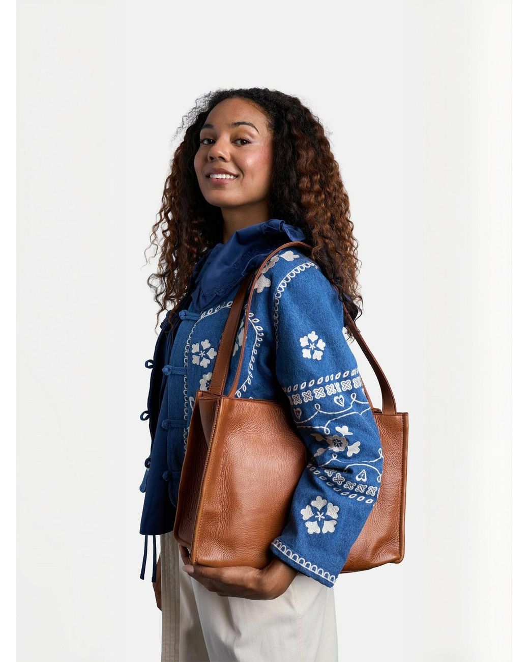 Re:designed Brown Bag Aro