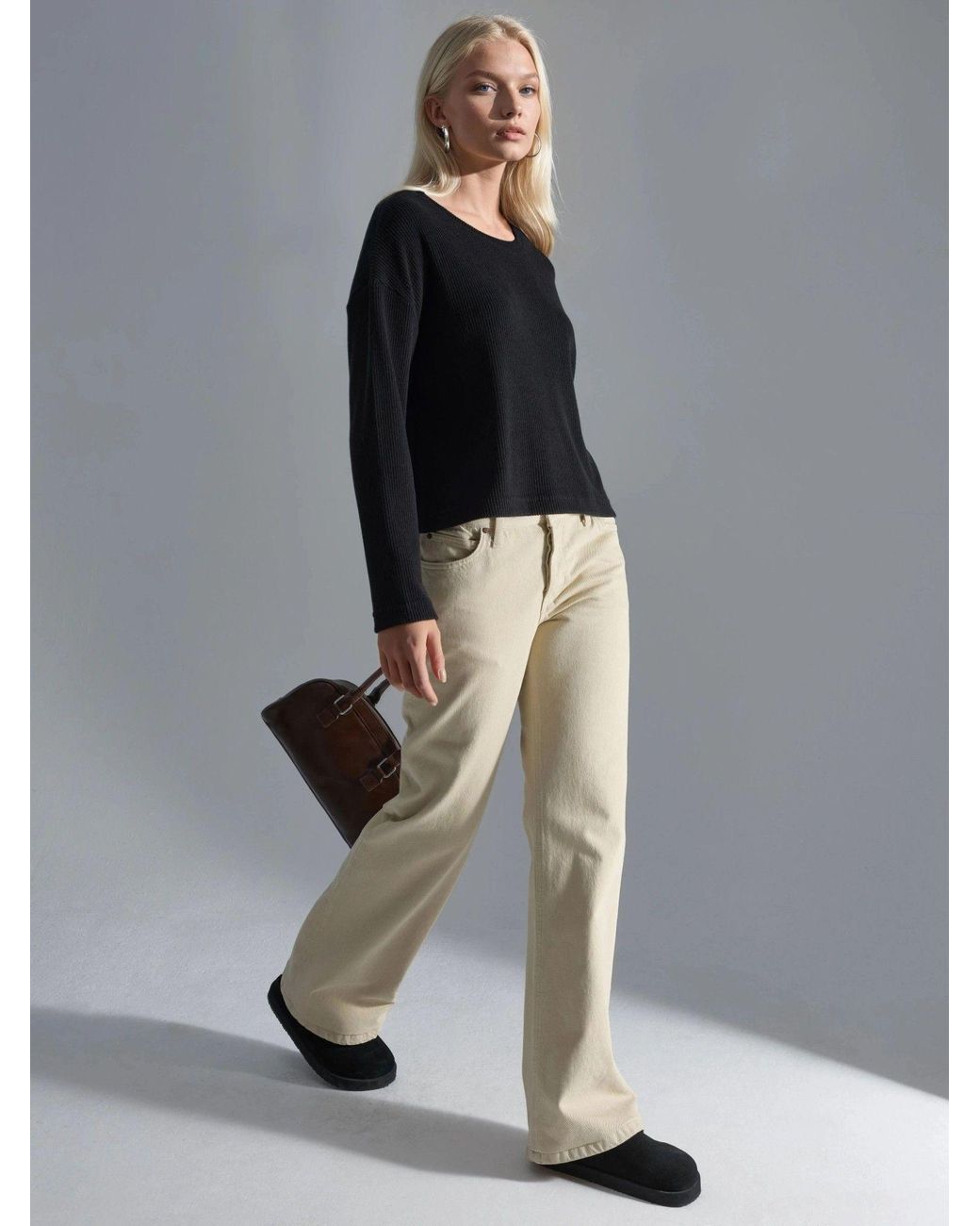 Busem Black Pullover
