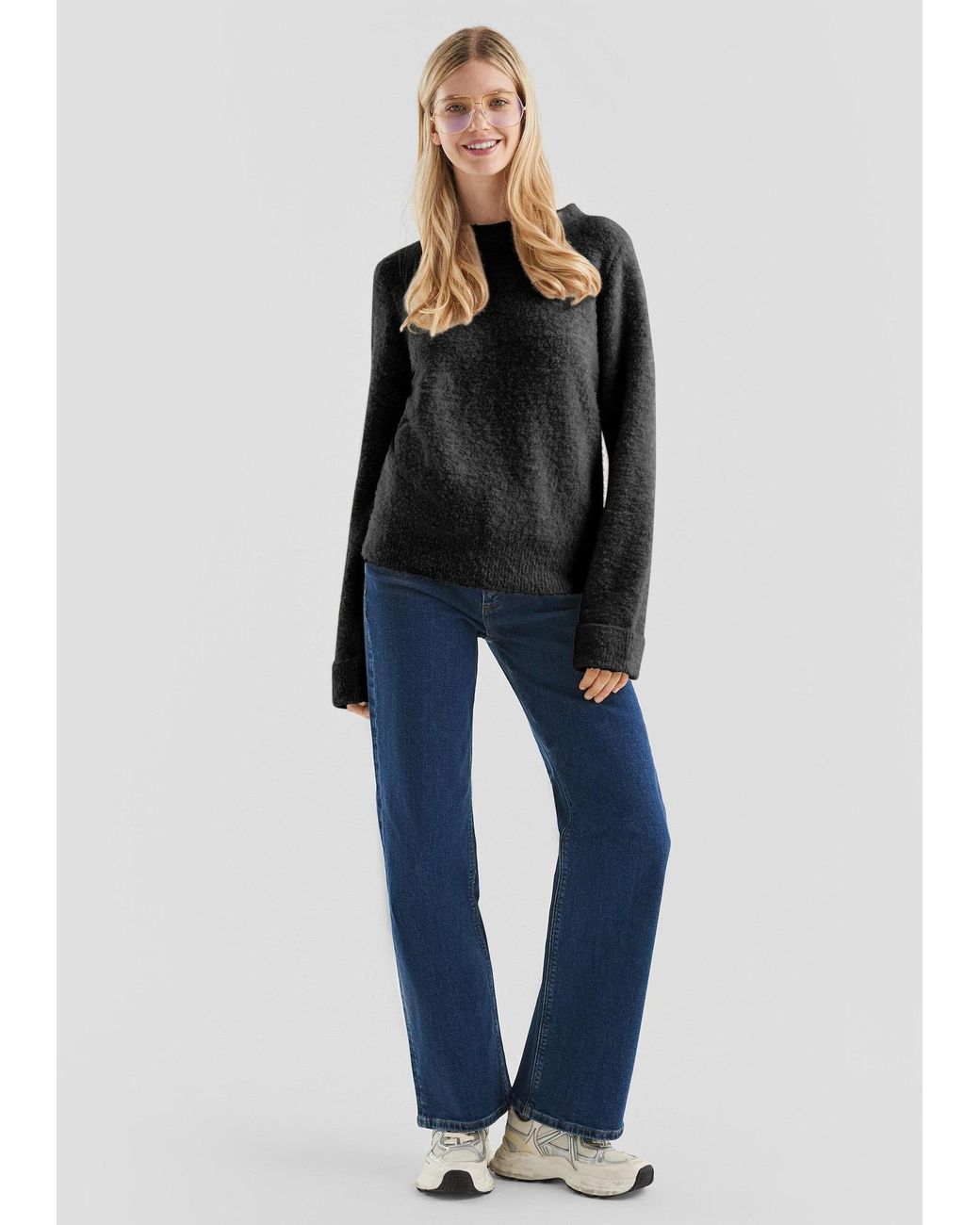 QS Black Pullover