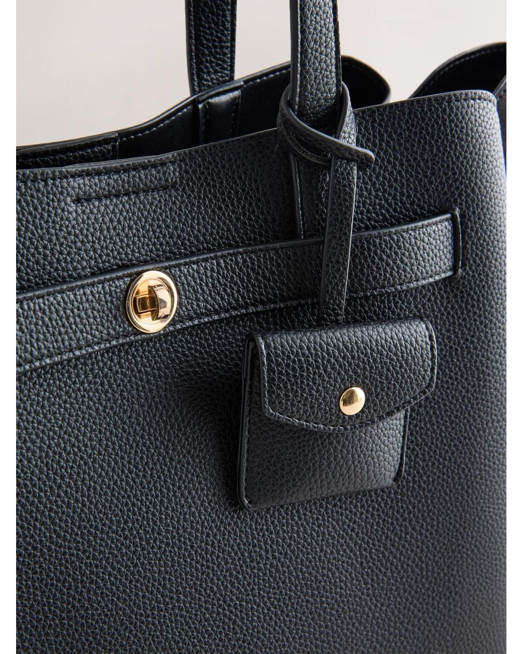 Next Black Shopper