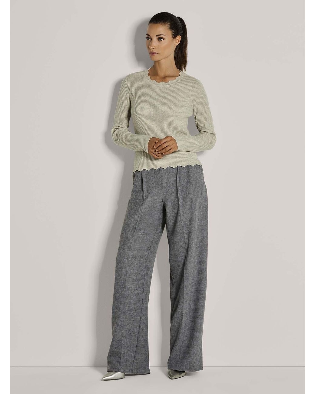 Madeleine Green Pullover