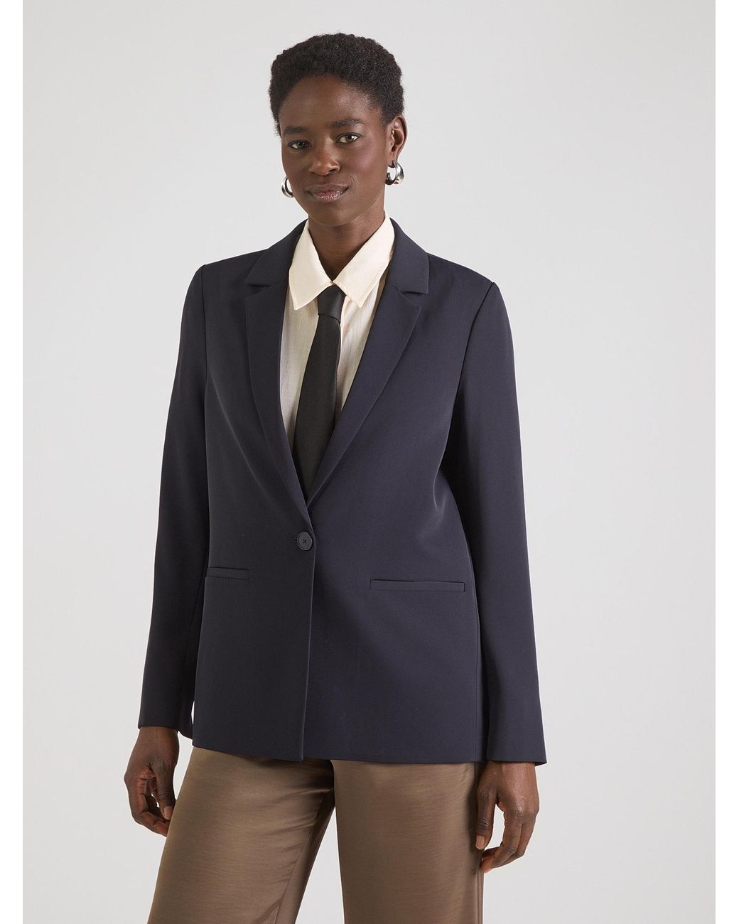 Comma, Blue Blazer