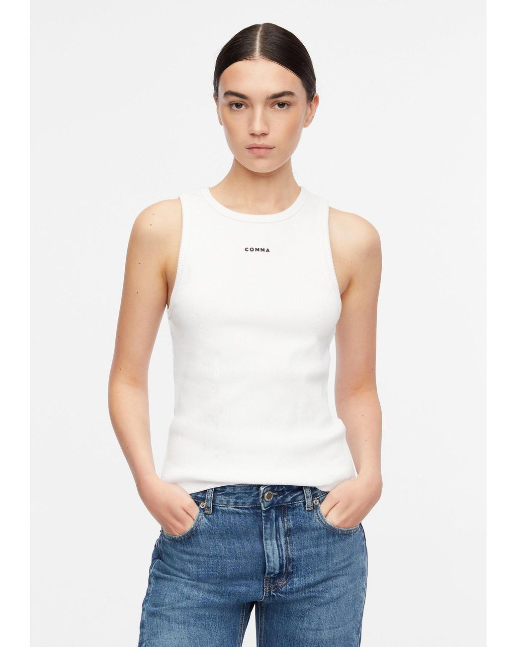 Comma, White Top
