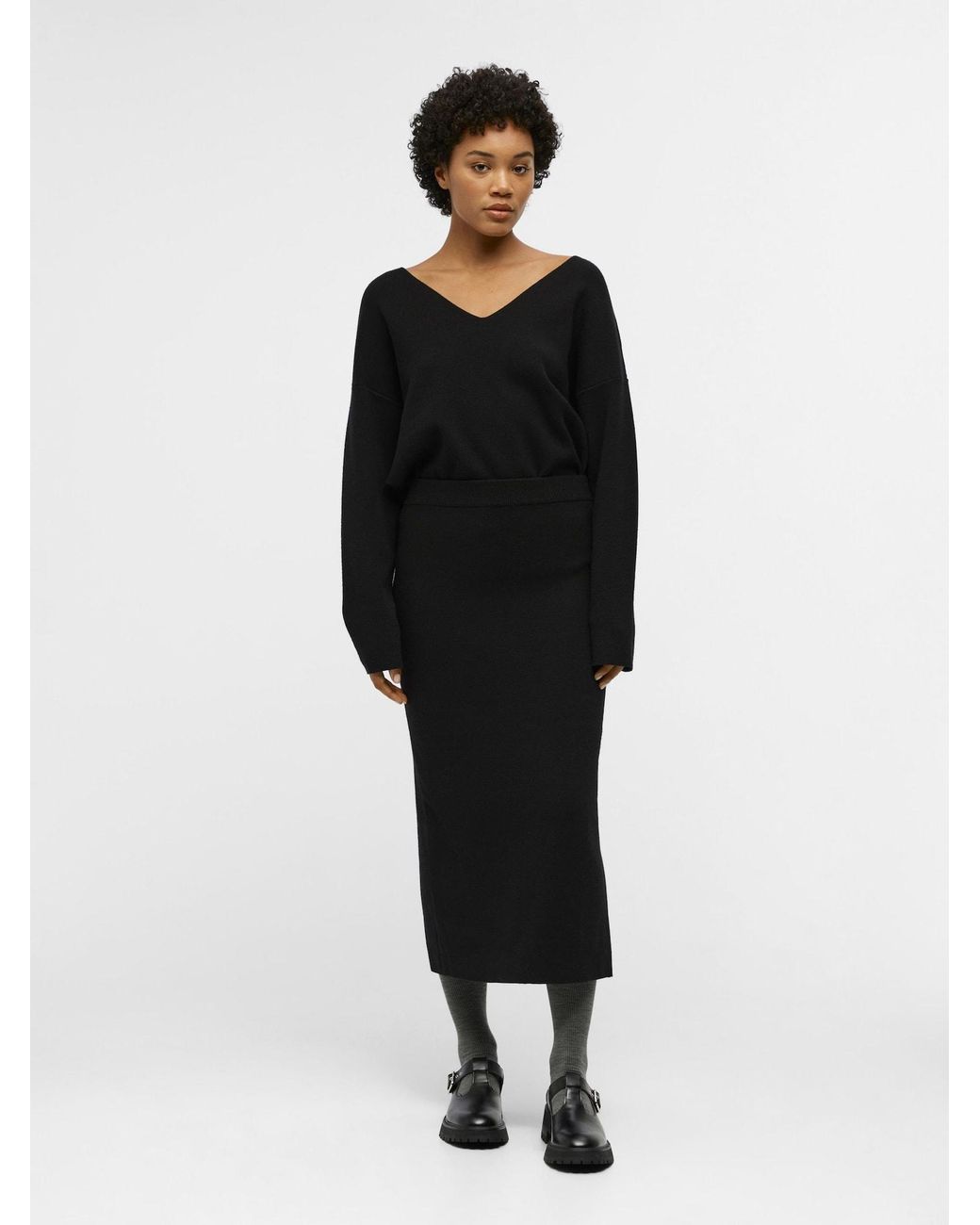 Object Black Rock Reynard