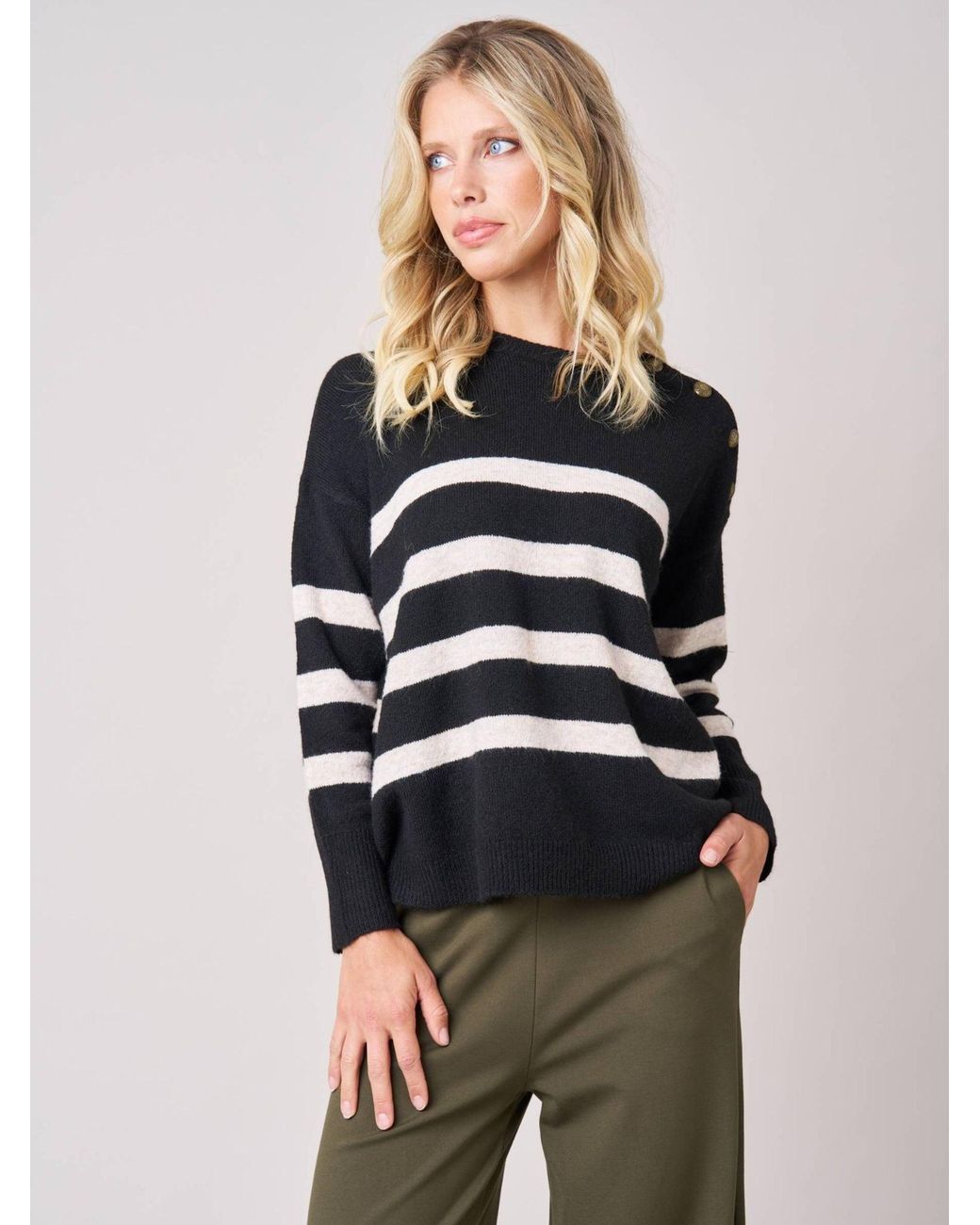 Deeluxe Black Pullover
