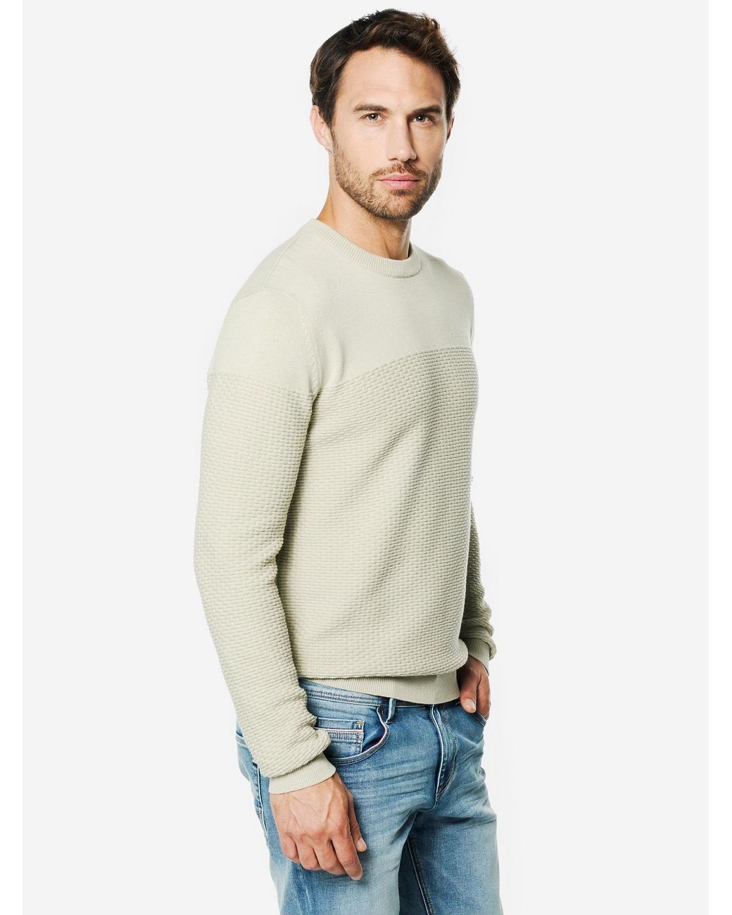 Koröshi White Pullover