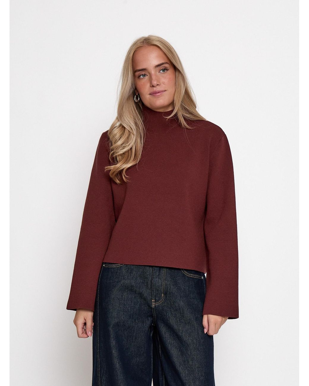 Minus Purple Pullover Lupi