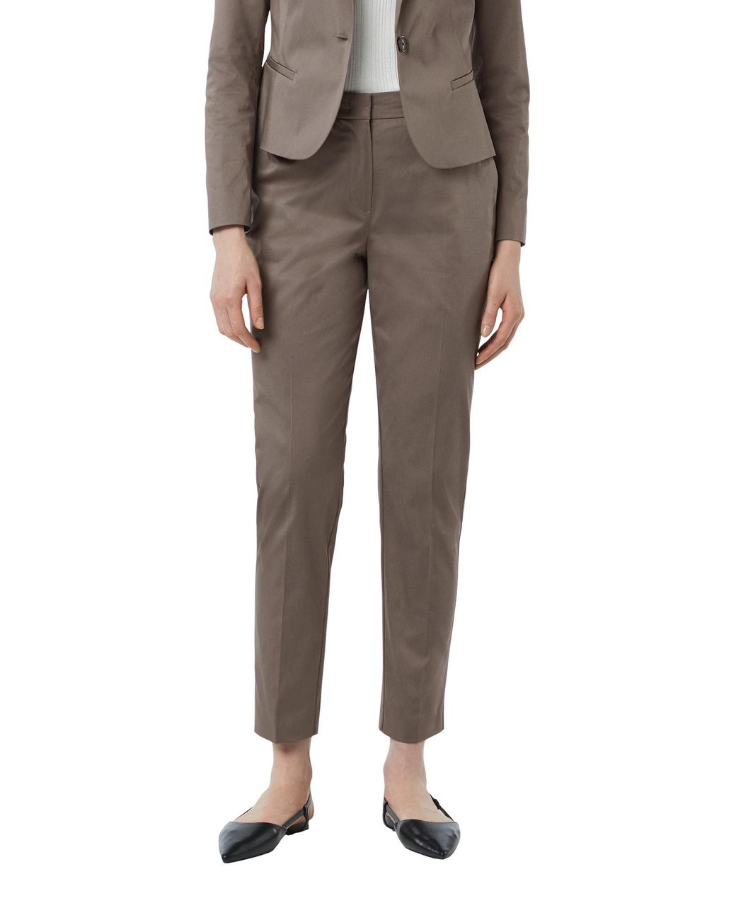 Comma, Gray Hose