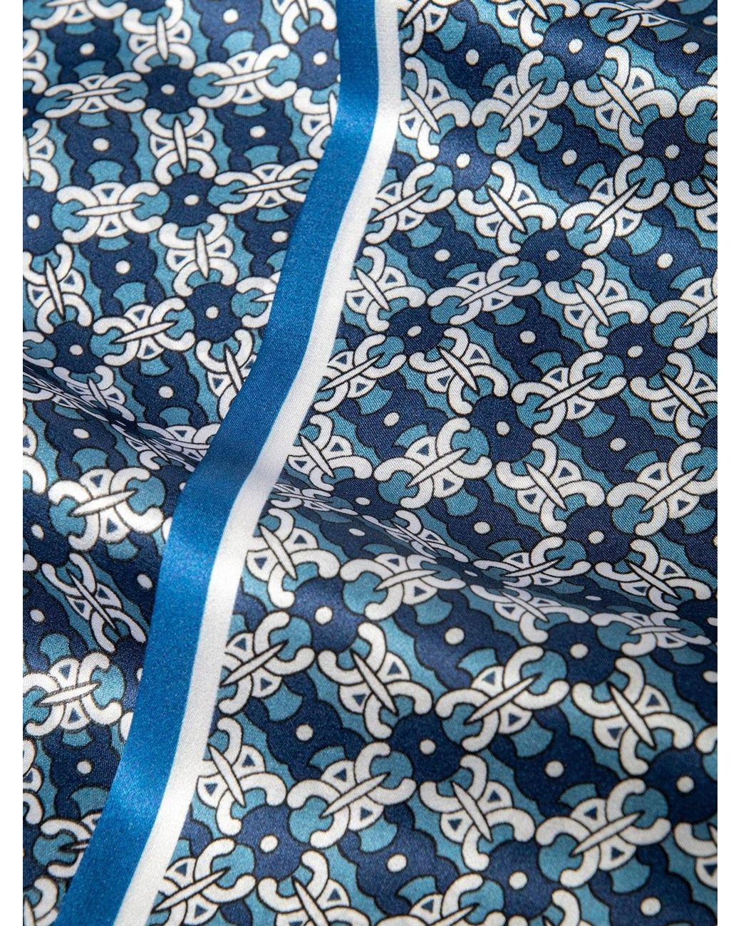 MayTree Blue Schal