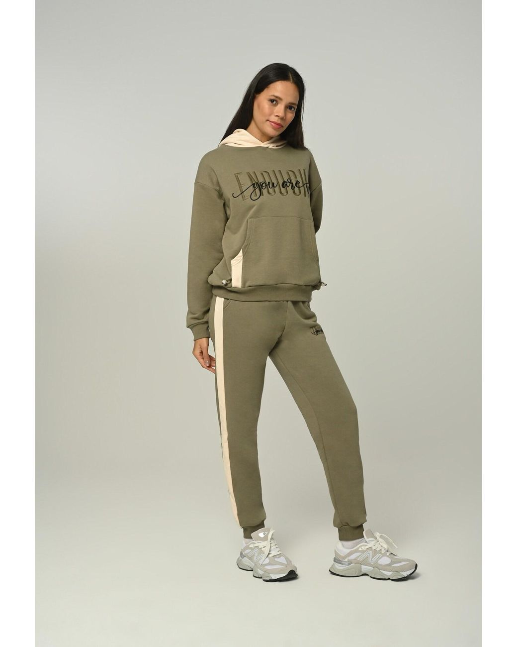 Tom Barron Natural Jogginganzug