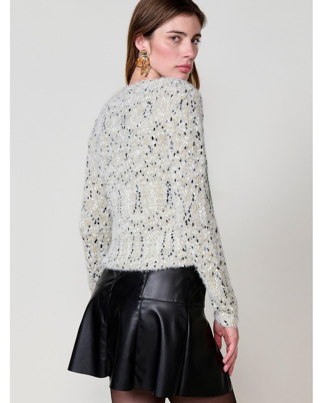 Koröshi Gray Pullover