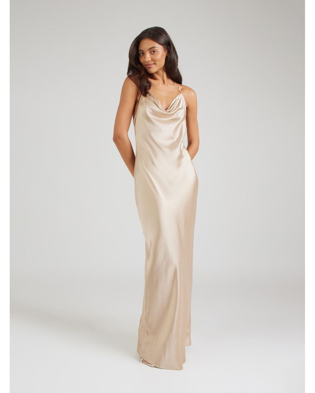 millane White Kleid
