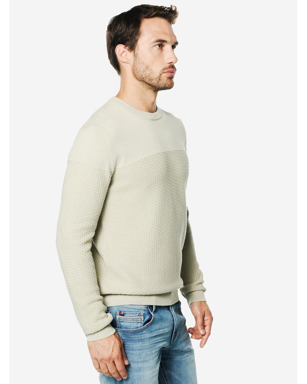 Koröshi White Pullover