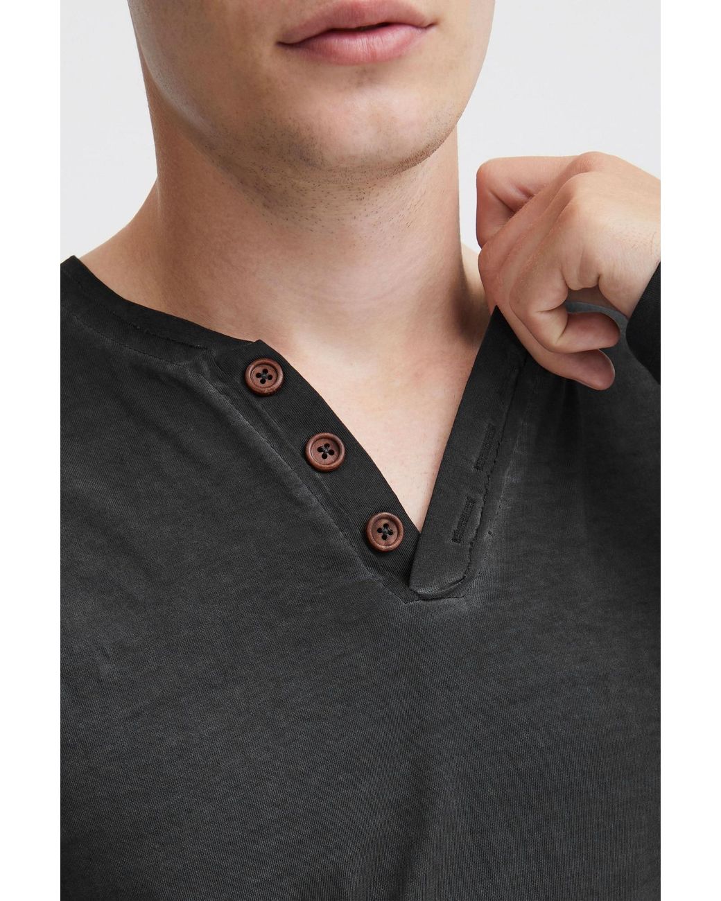 Solid V-Shirt Tinox in Black für Herren