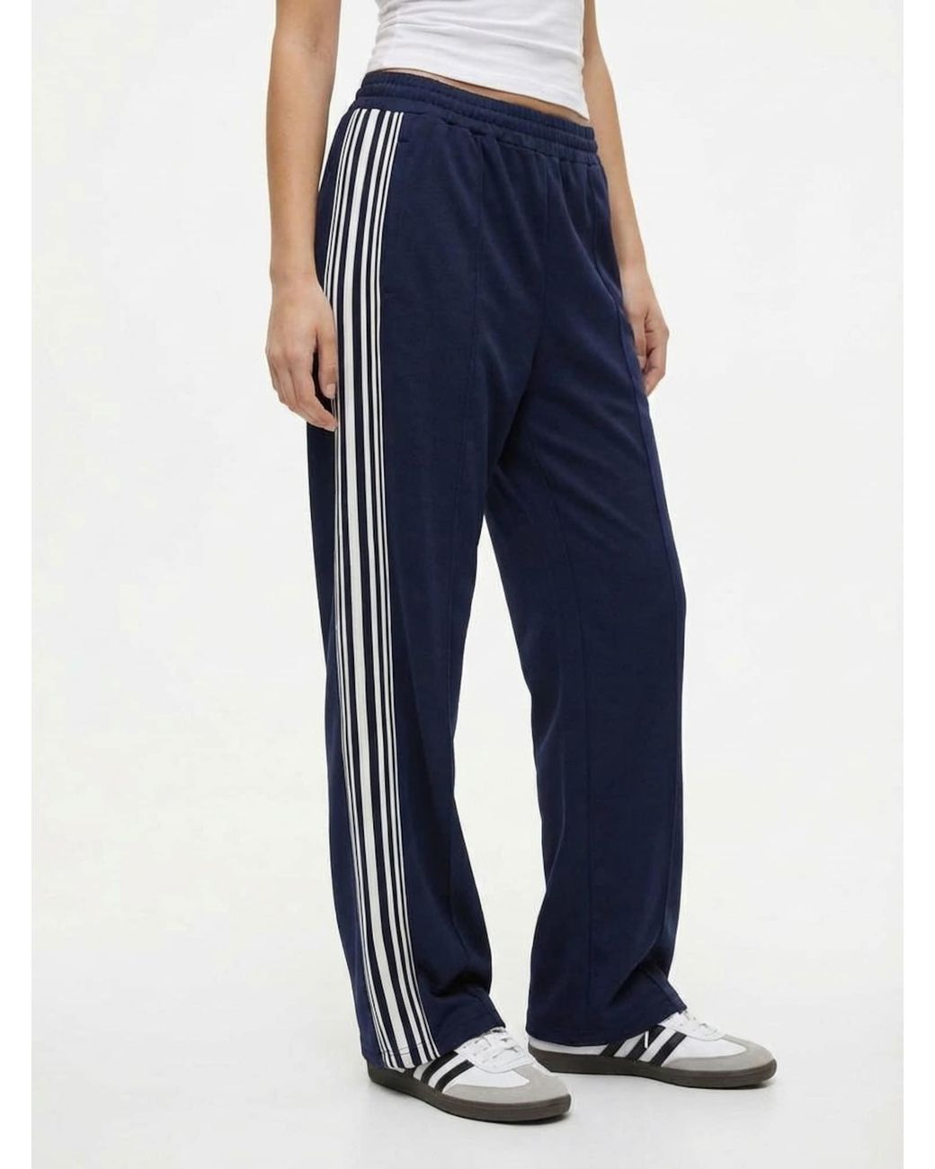 Studio Select Blue Hose Layla