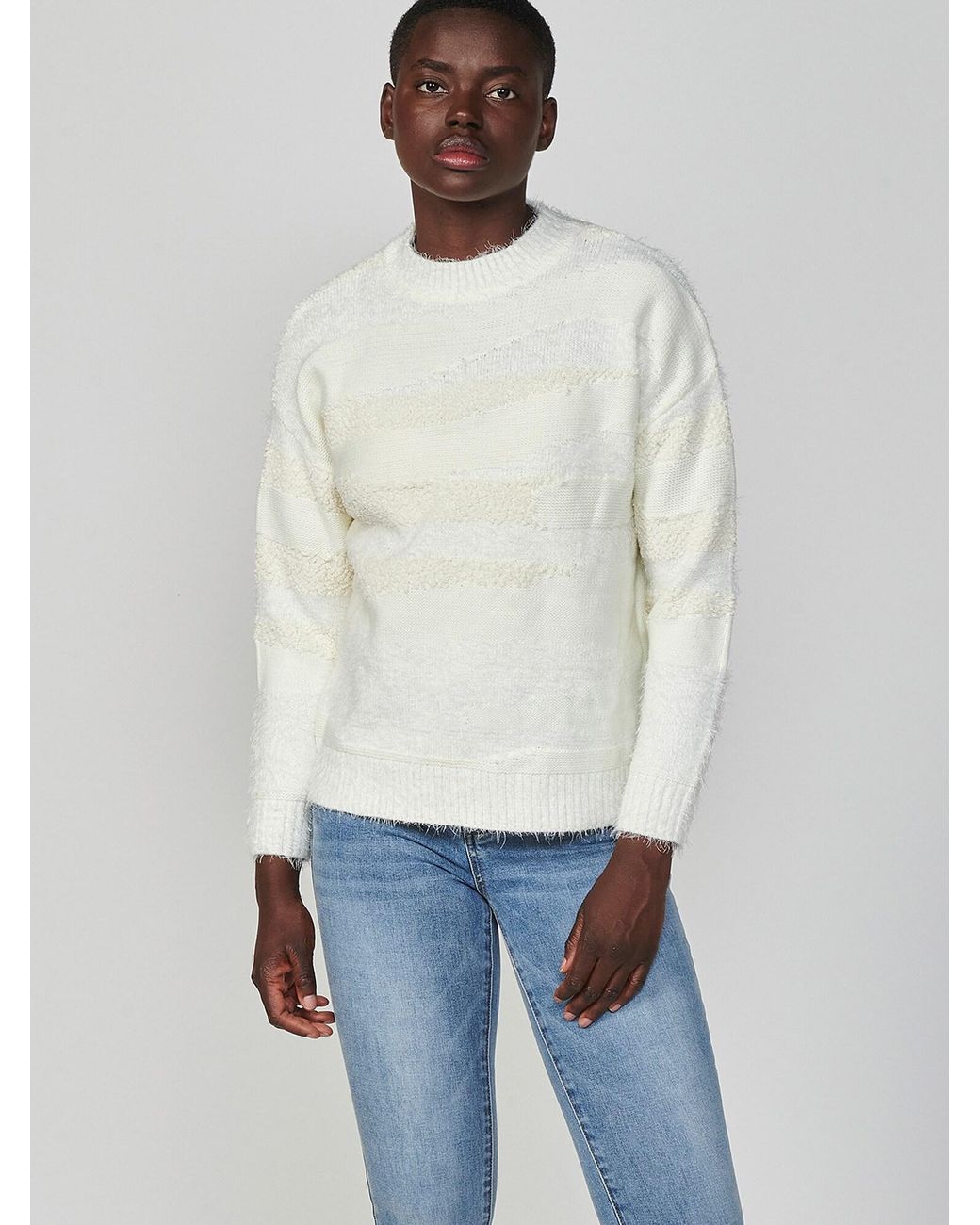 Koröshi White Pullover