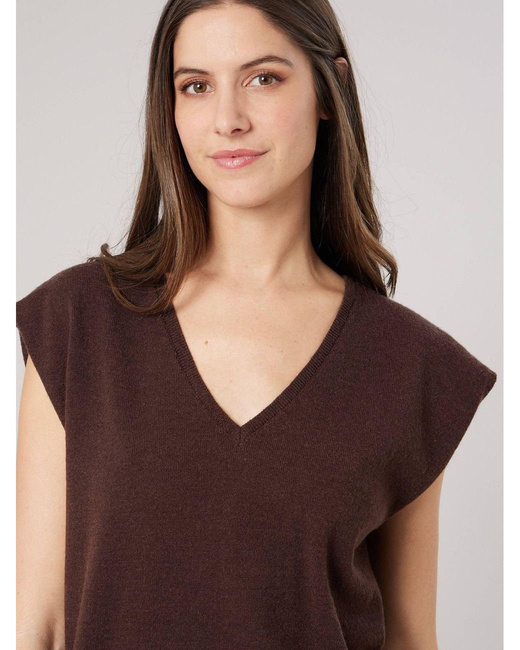 Deeluxe Brown Pullover
