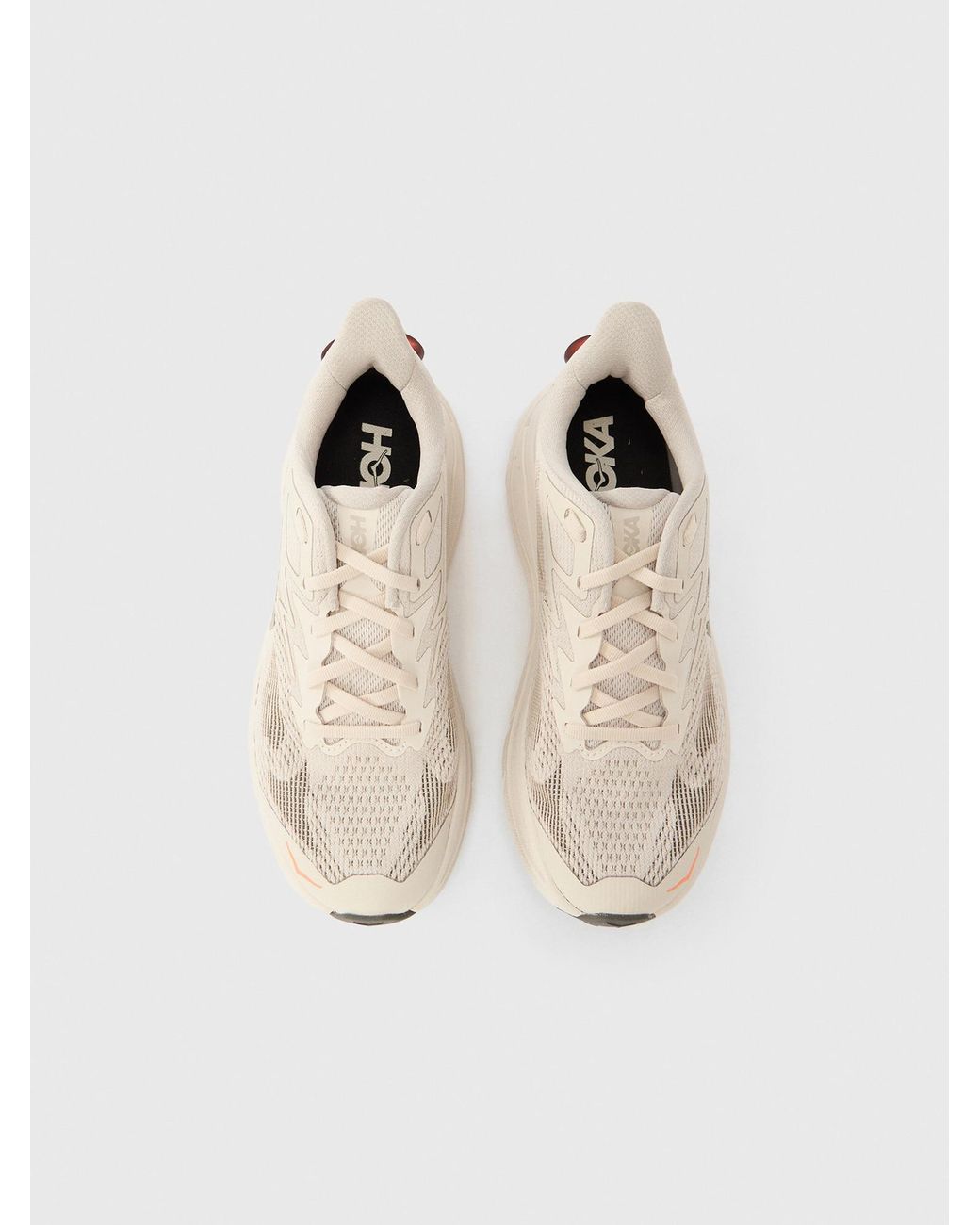 Hoka One One White Laufschuh Challenger 8