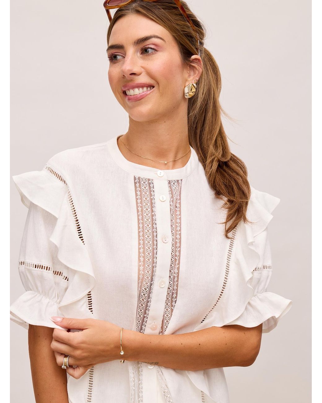 noar studios White Bluse
