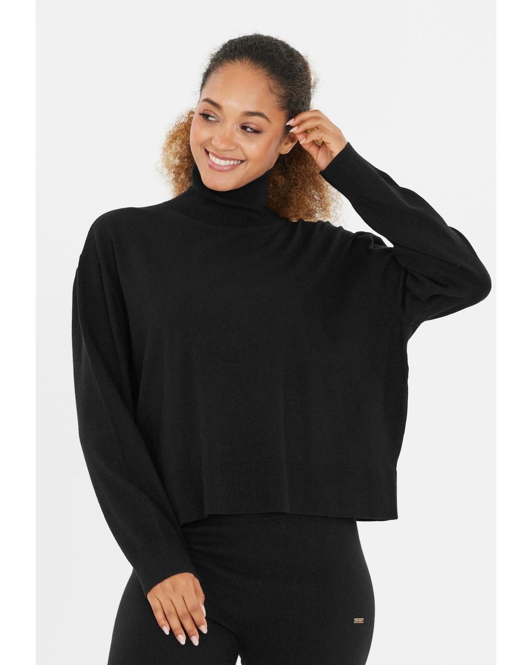Athlecia Black Pullover