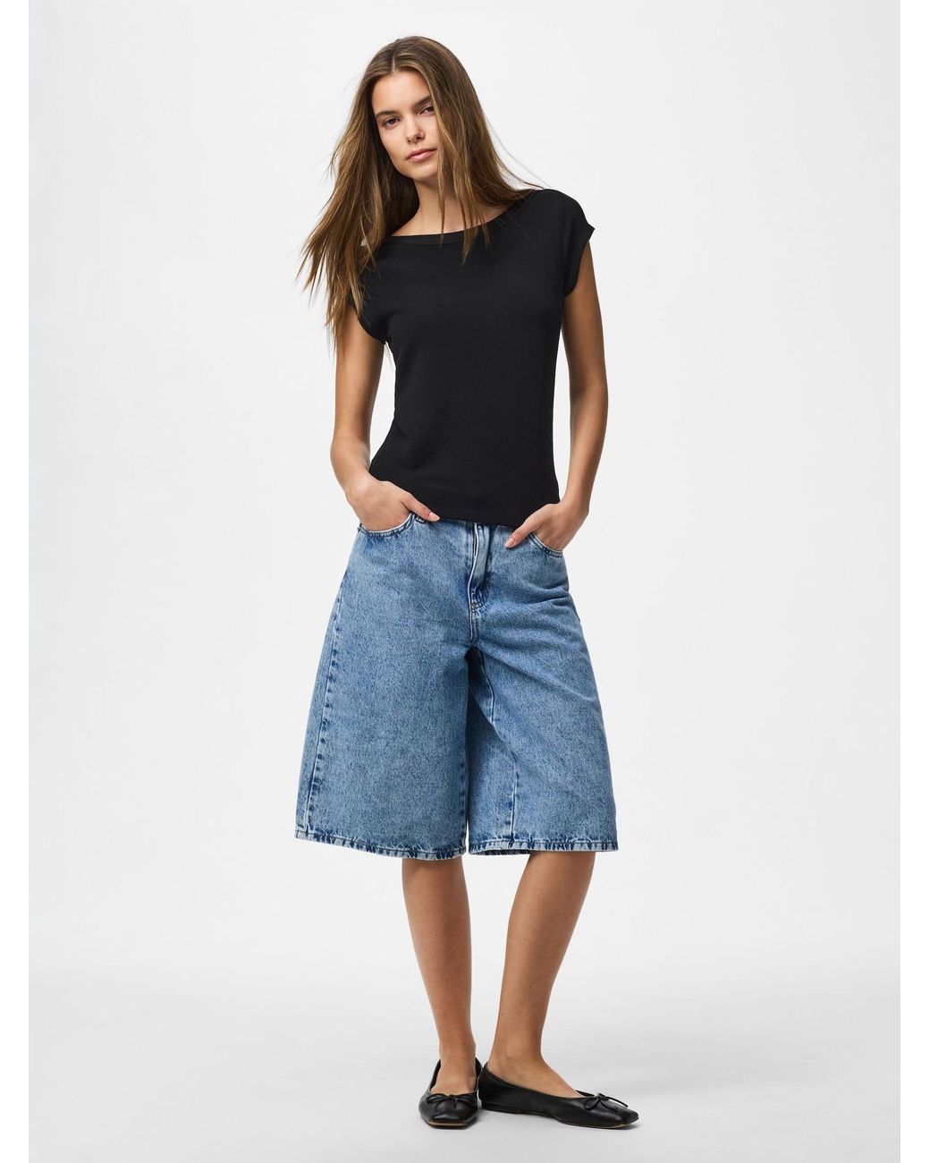 Pieces Black T-Shirt Pcsof